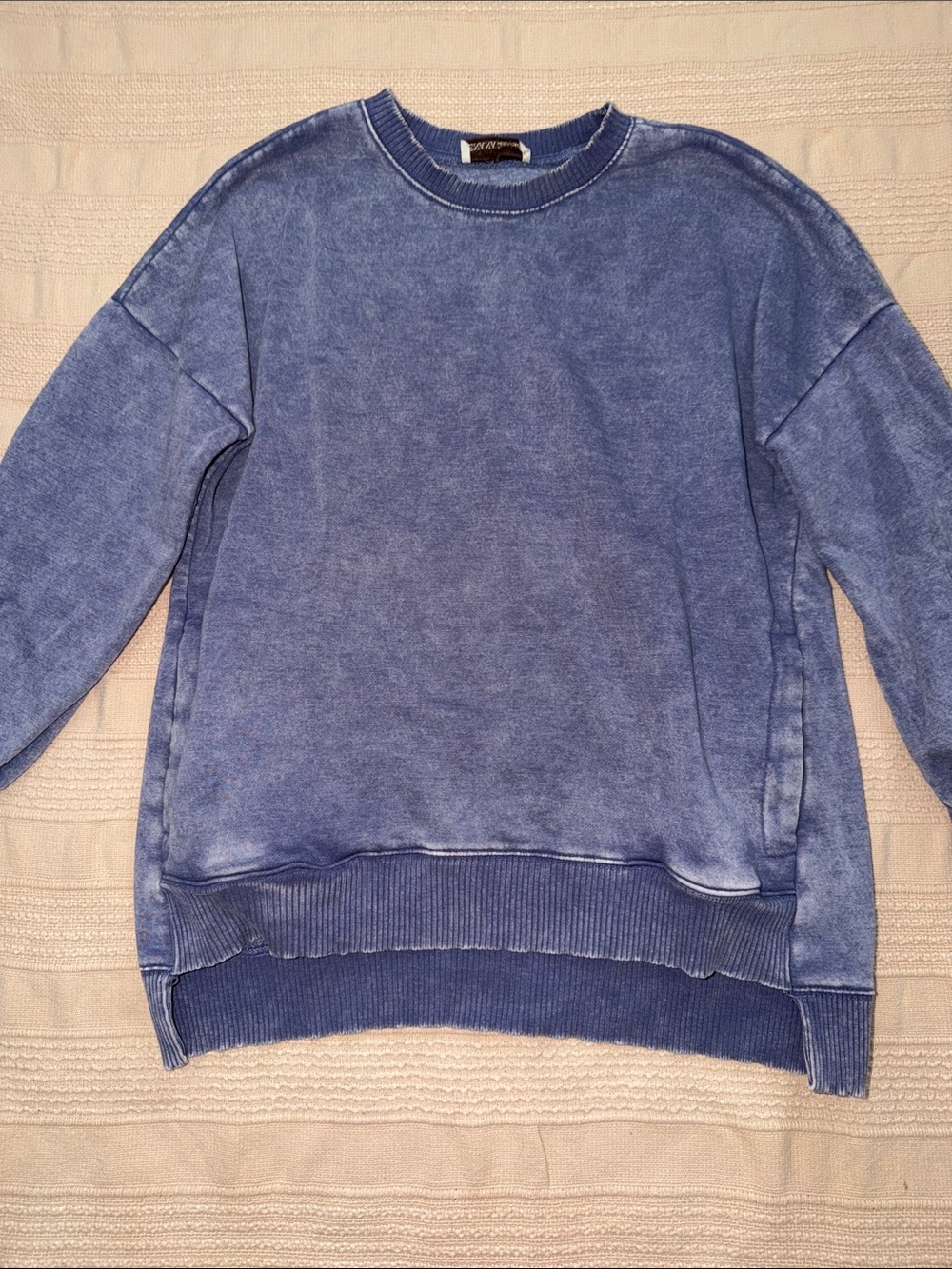 Zenana Outfitters Washed Blue Crewneck Sweater - Picture 2 of 4